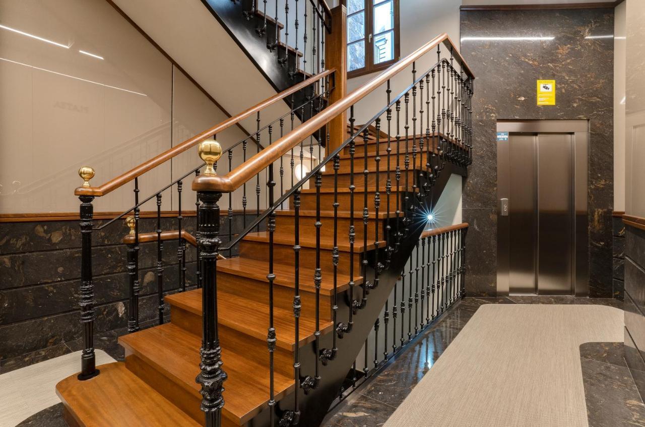 De La Guardia Suite 2 Oviedo Ngoại thất bức ảnh