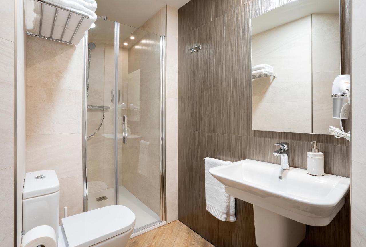 De La Guardia Suite 2 Oviedo Ngoại thất bức ảnh